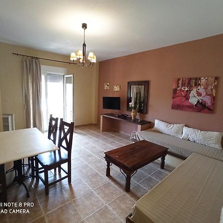Ydna Family Hotel Apartments 포씨디 외부 사진