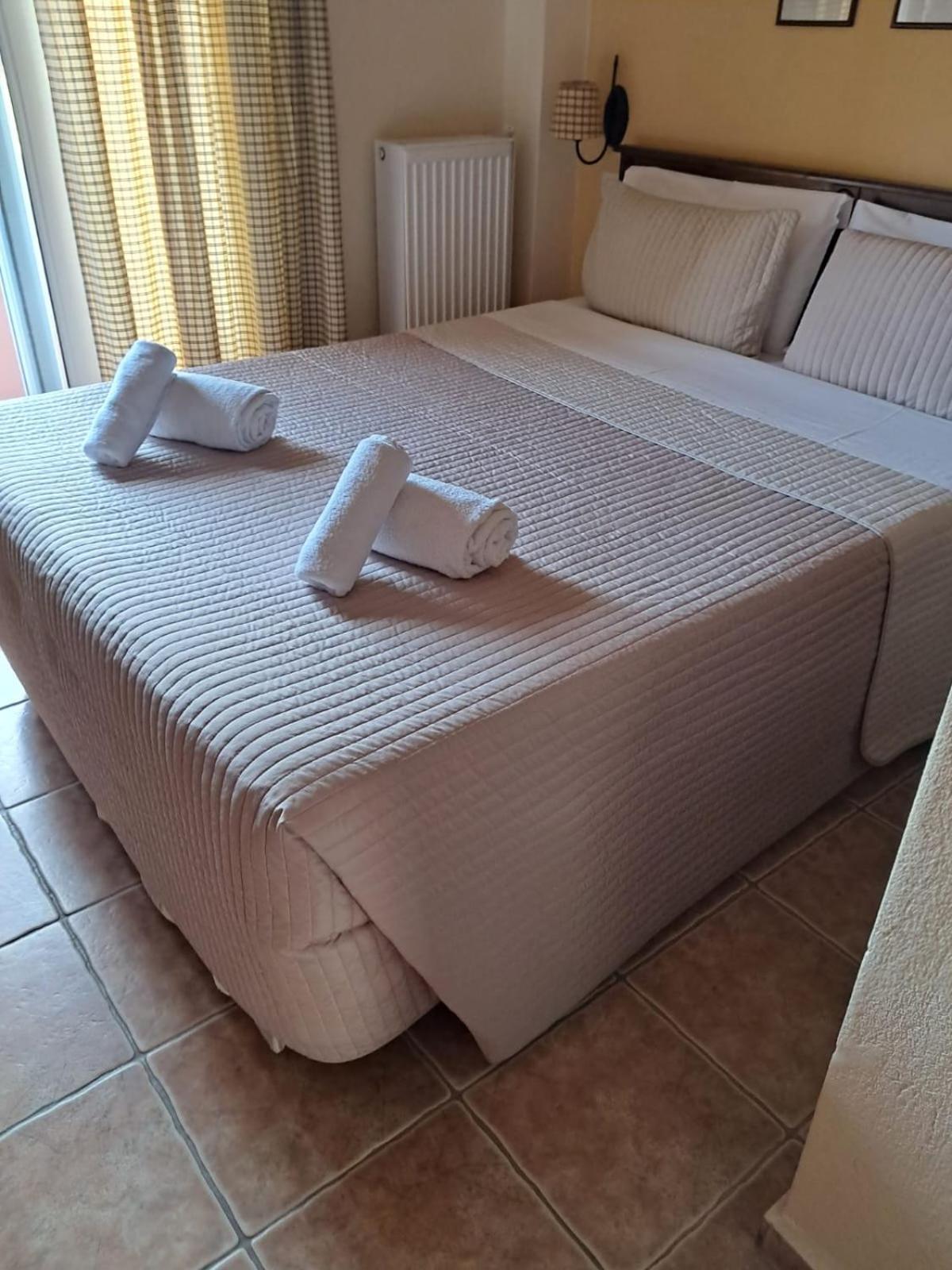 Ydna Family Hotel Apartments 포씨디 외부 사진