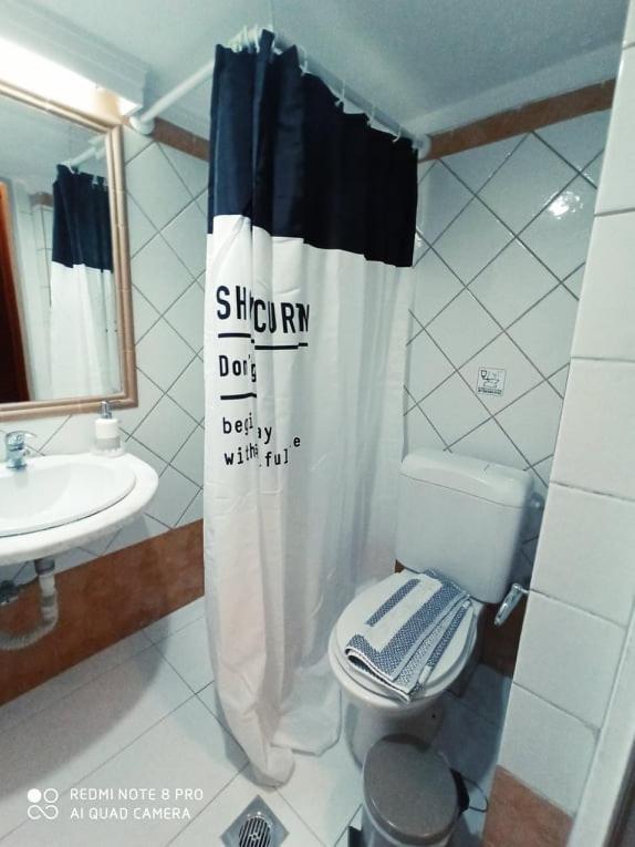 Ydna Family Hotel Apartments 포씨디 외부 사진